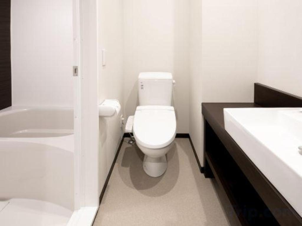 Sakishima Cosmo Tower 4*
