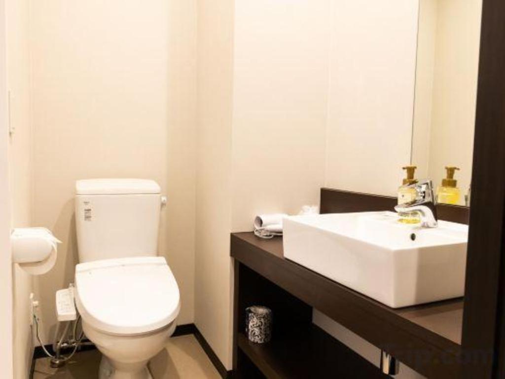 Sakishima Cosmo Tower 4*